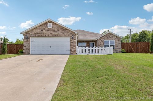 1309 W Missouri Ave, Claremore, OK, 74019-3775 | Card Image