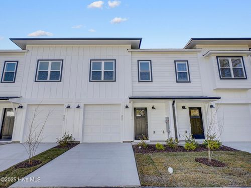 255-255 Townhome Ln, Southern Pines, NC, 28387-7447 | Card Image