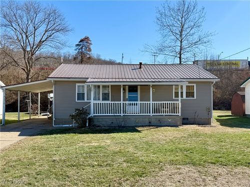 1104 Maple St, Saint Marys, WV, 26170-1222 | Card Image