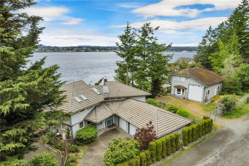 751 Noble Rd, Quadra Island, BC, V0P1N0 | Card Image