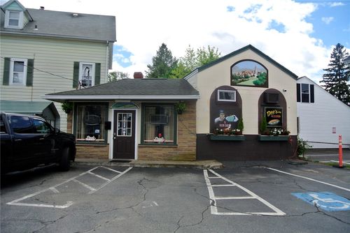 1296 Cranston St, Cranston, RI, 02920-6723 | Card Image