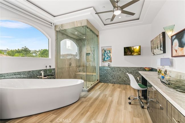 22842 Seaway Dr, House other with 4 bedrooms, 6 bathrooms and 6 parking in Laguna Niguel CA | Image 18
