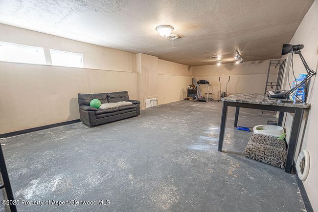 298 Middle St, House other with 5 bedrooms, 3 bathrooms and null parking in Rangely CO | Image 39