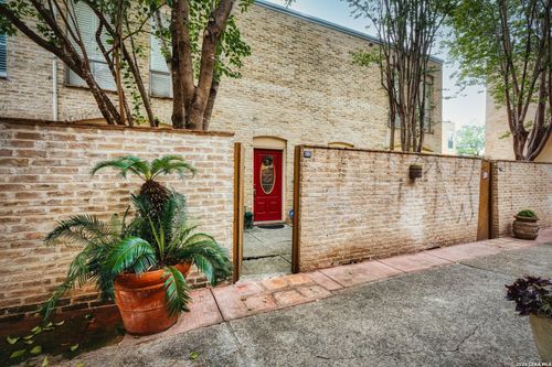 604-185 Terrell Rd, San Antonio, TX, 78209-6271 | Card Image