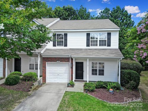 13719 Singleleaf Ln, Charlotte, NC, 28278-7748 | Card Image