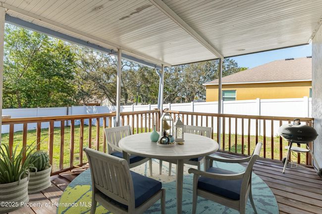 Virtually Staged Deck | Image 29