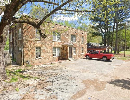 1000 Walnut St, Newport, AR, 72112-4524 | Card Image