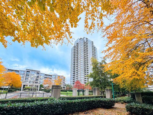 2008-7178 Collier St, Burnaby, BC, V5E4N7 | Card Image