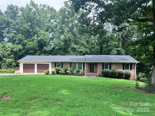 109 James Dr, Belmont, NC, 28012-9588 | Card Image