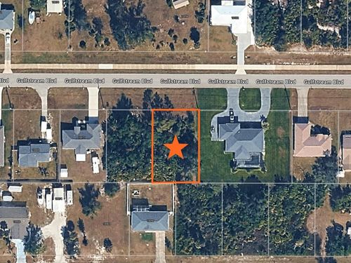 10093 Gulfstream Blvd, ENGLEWOOD, FL, 34224-9216 | Card Image