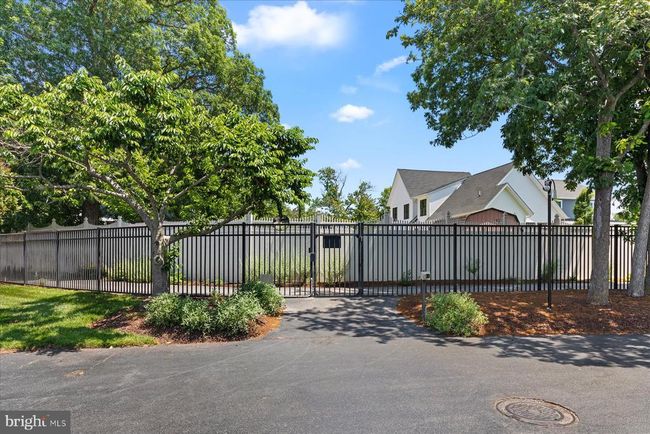 UNIT-8105 - 19994 Sandy Bottom Cir, Condo with 2 bedrooms, 2 bathrooms and null parking in REHOBOTH BEACH DE | Image 4