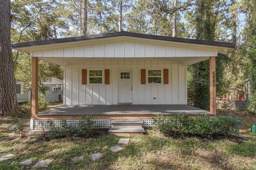 5880 Beech Drive, Montgomery, TX, 77316 | Card Image