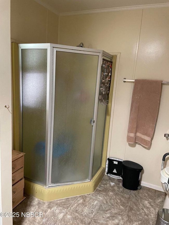 Main bath | Image 21