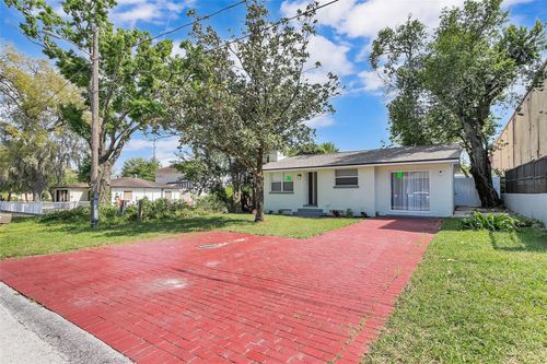 2107 E 93rd Ave, TAMPA, FL, 33612-8636 | Card Image