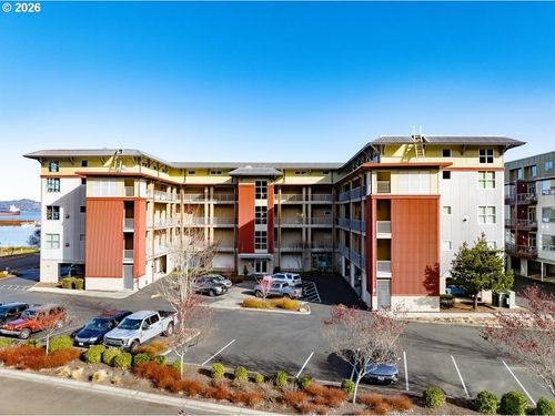 304a-3930 Abbey Ln, Astoria, OR, 97103-2238 | Card Image