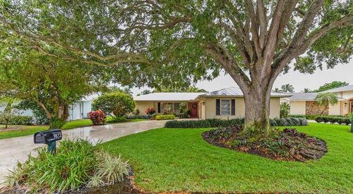 9872 Se Little Club Way S, Tequesta, FL, 33469-1368 | Card Image