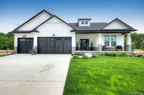 MOH 121 Gambrel Lane, Marion Township, MI, 48843 | Card Image