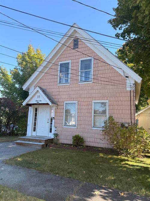 35 Academy Sq, Laconia, NH, 03246-3731 | Card Image