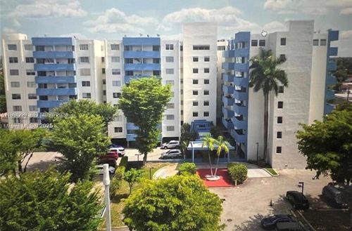 apt-511-5050 Nw 7th St, Miami, FL, 33126-3428 | Card Image