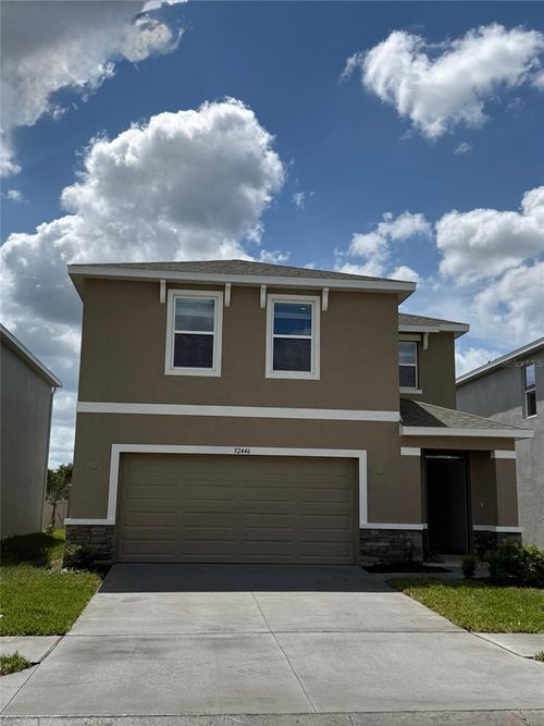 32446 Weathered Oak Dr, WESLEY CHAPEL, FL, 33543-7536 | Card Image