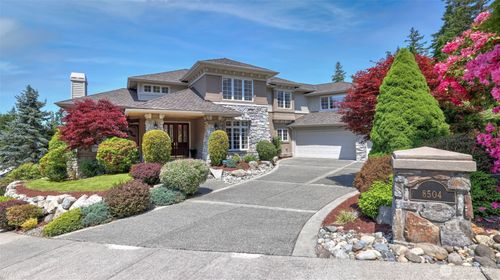 8504 146th Pl Se, Newcastle, WA, 98059-9267 | Card Image
