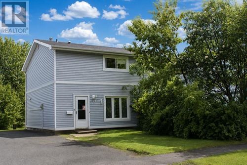 516 Wentworth Cres, Thunder Bay, ON, P7A7S8 | Card Image