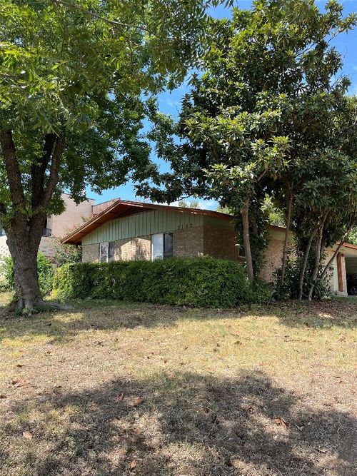 a-2102 Ann Arbor Ave, Austin, TX, 78704-3918 | Card Image