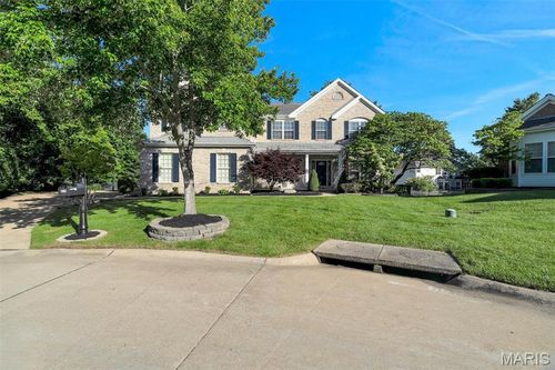 414 Isabella Manor Ct, Chesterfield, MO, 63017-2470 | Card Image