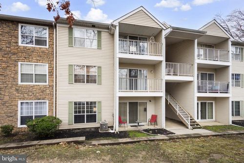 65 Mulberry Ct, HAMILTON, NJ, 08619-4618 | Card Image