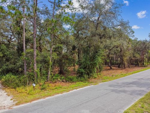 5466 AND 5476 Cyril Drive, Dade City, FL, 33523 | Card Image