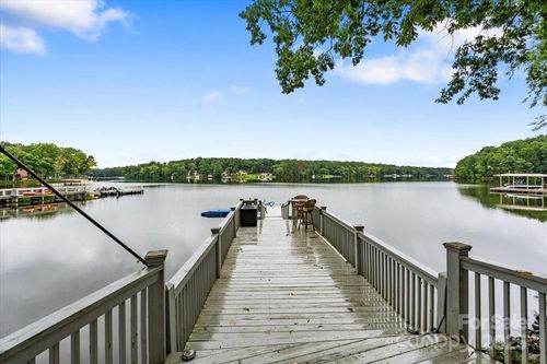 303 Potters Lndg, Denton, NC, 27239-6958 | Card Image