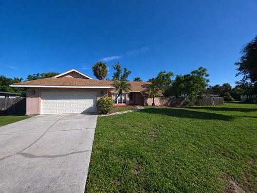 700 S Venice Blvd, VENICE, FL, 34293-5873 | Card Image