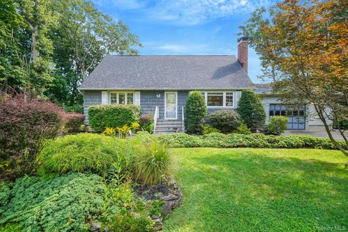 123 Parkside Ave, Miller Place, NY, 11764-3122 | Card Image