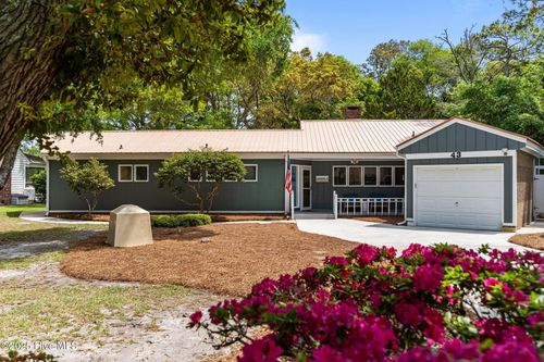 43 Augusta Dr, Oak Island, NC, 28465-8310 | Card Image