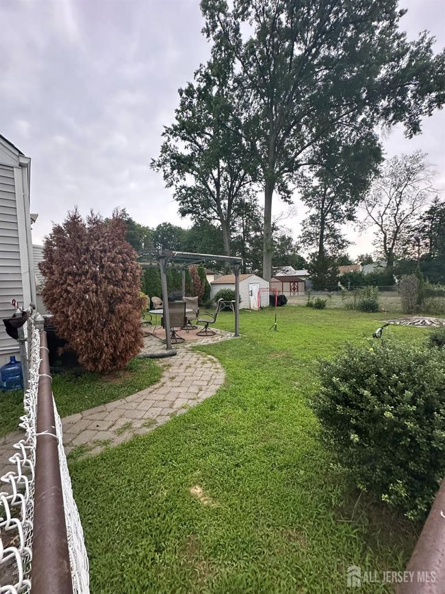 4 Fitzsimmons Ave, House other with 4 bedrooms, 2 bathrooms and null parking in Middlesex NJ | Image 4