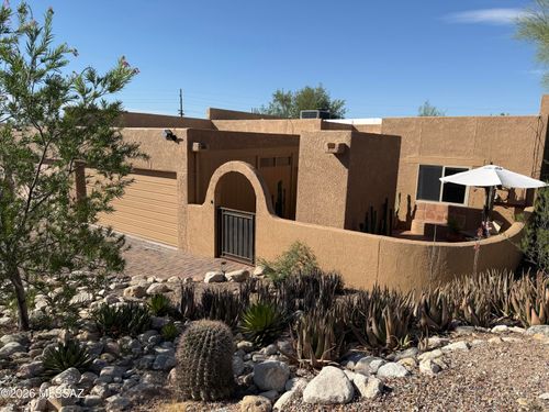 6440 N Foothills Drive, Tucson, AZ, 85718 | Card Image