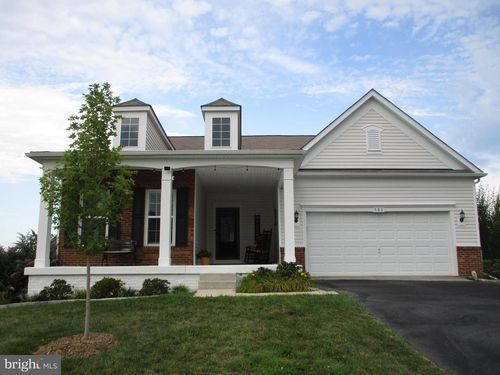 583 Town Run Ln, STEPHENS CITY, VA, 22655-5325 | Card Image