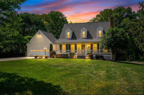 115 Hunters Creek Rd, Forest, VA, 24551-2517 | Card Image