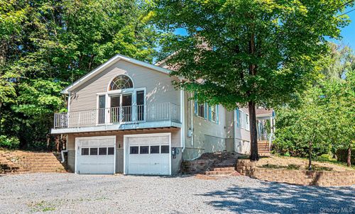 71 Four Corners Rd, Warwick, NY, 10990-3019 | Card Image