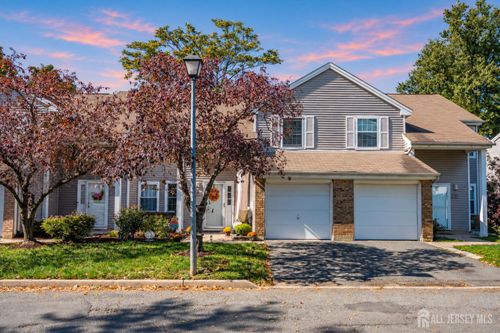 57 Renaissance Ln, New Brunswick, NJ, 08901-3178 | Card Image