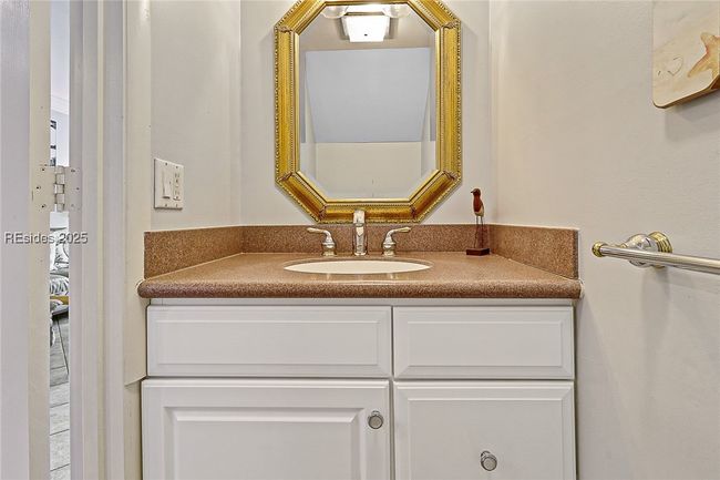 APT-54 - 26 S Forest Beach Dr, Condo with 2 bedrooms, 3 bathrooms and null parking in Hilton Head Island SC | Image 20