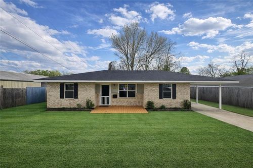 302 Acton Rd, Marksville, LA, 71351-2936 | Card Image