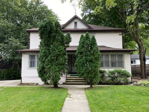 415 Dean St, Woodstock, IL, 60098-3953 | Card Image