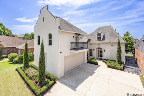 11036 N Shoreline Ave, Baton Rouge, LA, 70809-9012 | Card Image