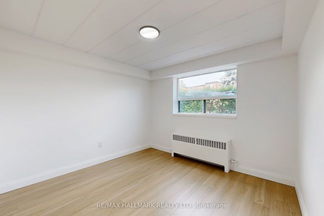 2 - 2424 New St, Condo with 2 bedrooms, 1 bathrooms and 1 parking in Burlington ON | Image 13