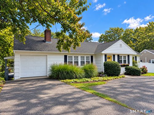 77 Jones Hill Rd, West Haven, CT, 06516-7066 | Card Image
