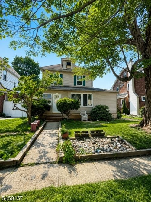 217 Glenwood Rd, Elizabeth, NJ, 07208-1139 | Card Image