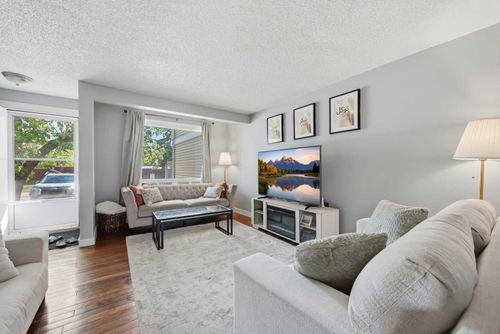 11-1155 Falconridge Dr Ne, Calgary, AB, T3J1E1 | Card Image