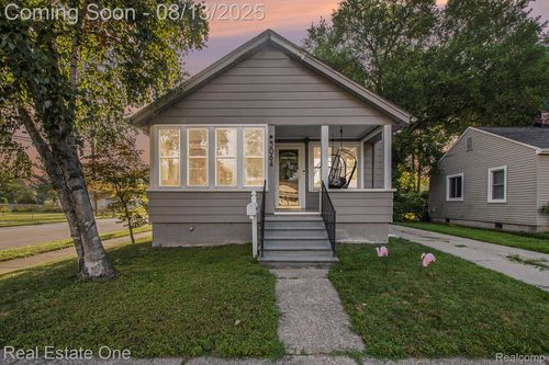 3064 Inman St, Ferndale, MI, 48220-1088 | Card Image