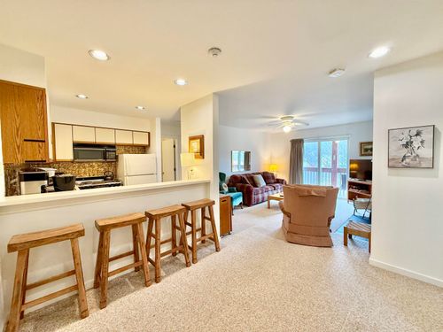 234-15D Mountain Vlg, West Dover, VT, 05356-8854 | Card Image